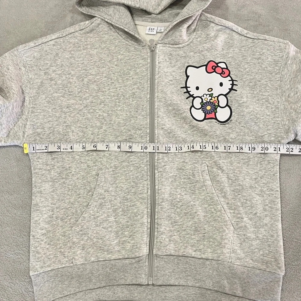 GAP hello kitty
